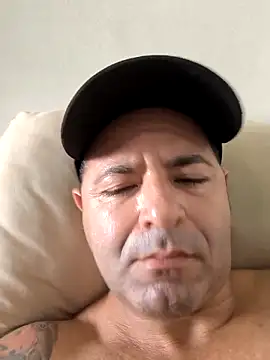 Snapshot of Marciogrei chatting on March 2026 06:26:01 PM Marciogrei online show from March 2026 06:26:01 PM