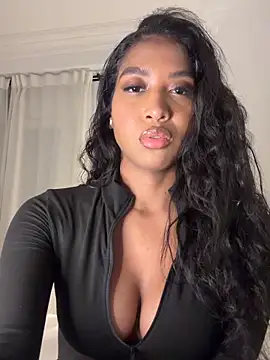 IamCrystal2 online show from March 2026 12:50:01 AM