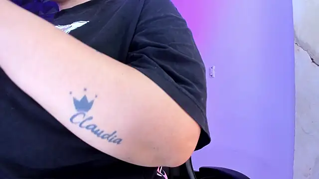 JulietaKane online show from April 2026 09:16:02 PM