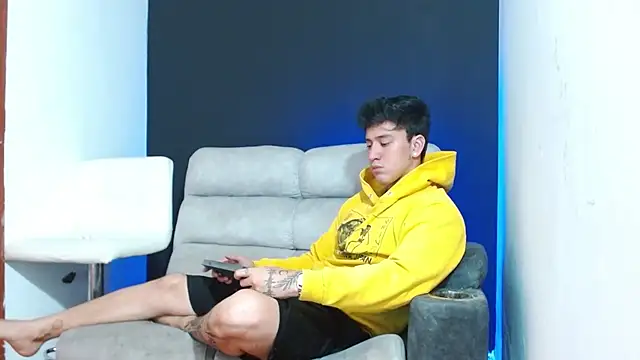 JUSTIN FULLER1 online show from March 2026 08:46:02 PM