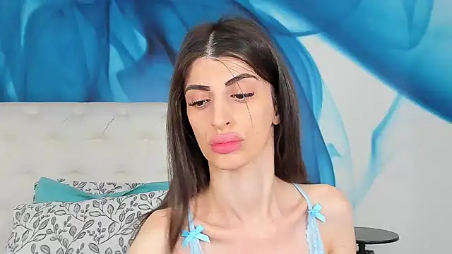 SkinnyDolly online show from April 2026 02:10:01 AM