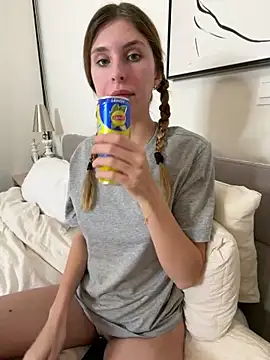 emma05 online show from March 2026 07:20:02 PM