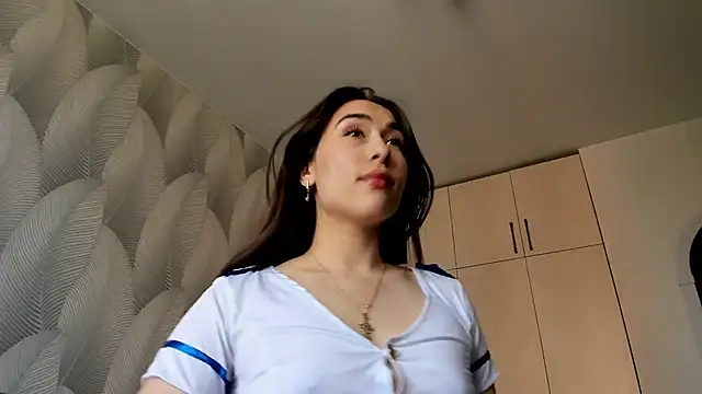 Snapshot of Bambiii_bby chatting on June 2026 08:50:01 AM Bambiii bby online show from June 2026 08:50:01 AM