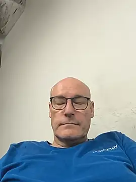 Snapshot of bogland33 chatting on July 2026 03:15:02 PM bogland33 online show from July 2026 03:15:02 PM