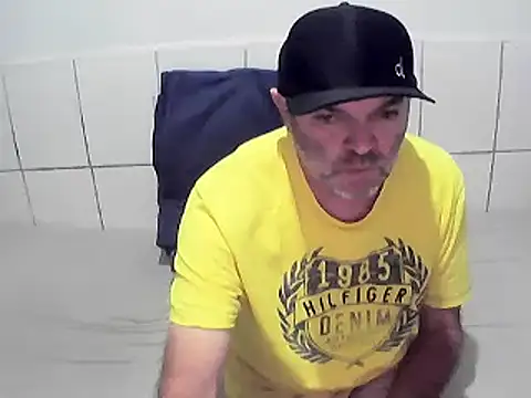 Snapshot of pierdona chatting on July 2026 03:03:01 PM pierdona online show from July 2026 03:03:01 PM