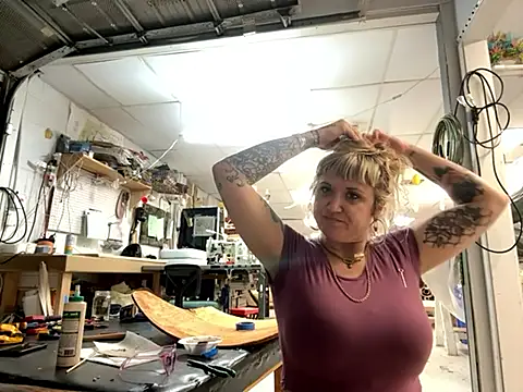 Babette xox online show from March 2026 01:16:02 AM