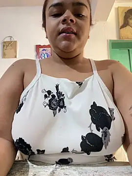 Evabigass online show from April 2026 01:16:02 PM