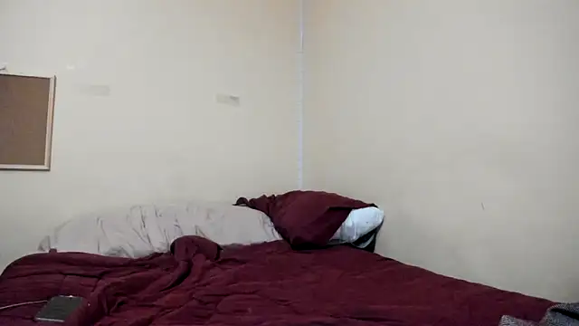 Snapshot of felinebitxx chatting on March 2026 12:27:02 AM felinebitxx online show from March 2026 12:27:02 AM