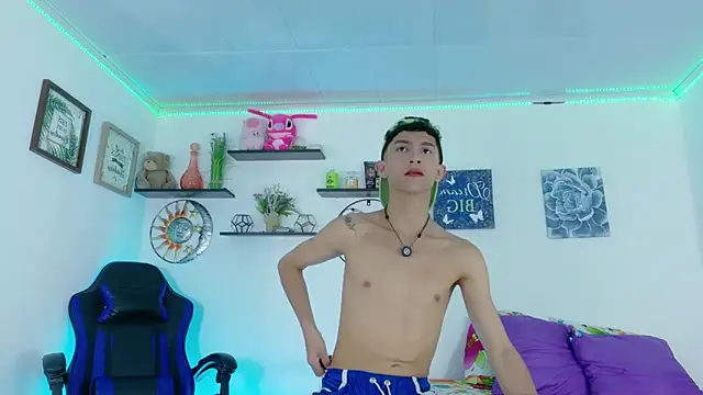 Noah tyler  online show from February 2026 07:52:01 PM