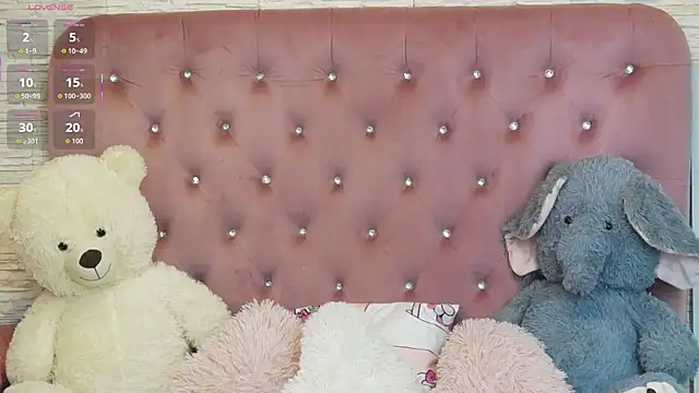 SophiaStarr online show from February 2026 08:41:02 PM