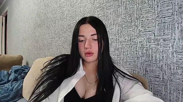 Liana diva online show from June 2026 05:40:02 PM