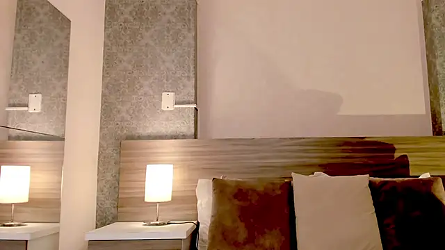 Mistyca online show from February 2025 11:41:02 AM