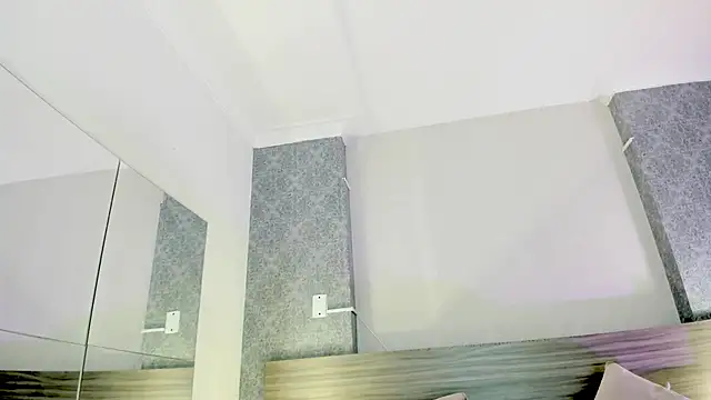 Mistyca online show from October 2025 11:00:02 AM