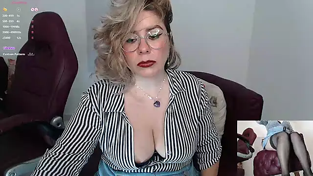 Snapshot of Serenay_ chatting on January 2025 01:34:02 AM Serenay online show from January 2025 01:34:02 AM