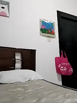 lisseth online show from February 2025 08:17:02 PM