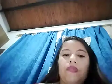 lisseth online show from February 2025 02:58:01 AM