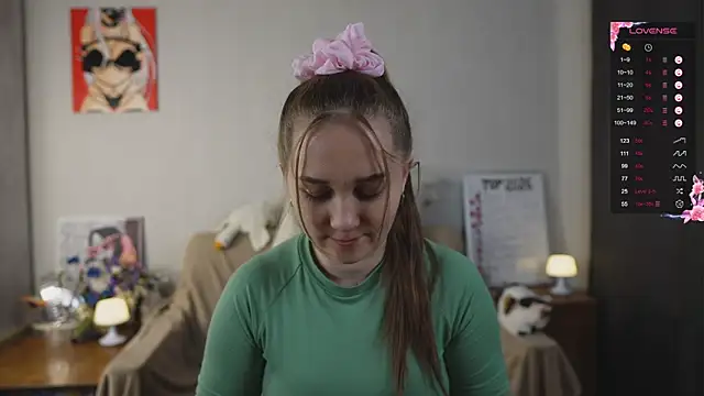 Miatiny online show from April 2026 07:58:02 PM