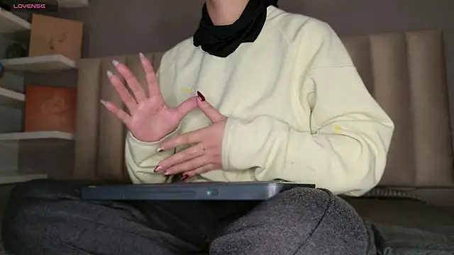 Megan mooree  online show from April 2026 12:32:02 PM