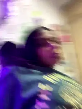 bloom444 online show from November 2025 02:46:02 AM