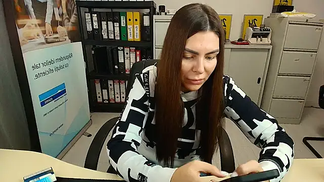 kilenyapatrice online show from January 2025 10:31:02 AM