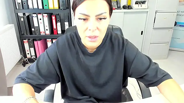 kilenyapatrice online show from September 2025 10:29:01 AM