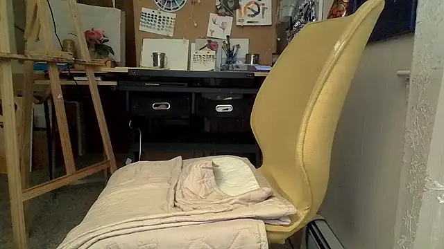 Snapshot of naughtyonbicycle chatting on June 2026 02:30:01 PM naughtyonbicycle online show from June 2026 02:30:01 PM