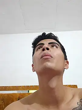 Velk hot online show from December 2024 09:15:01 PM