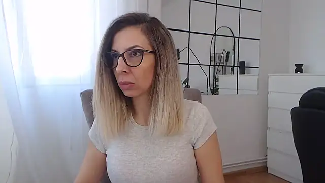 SukyGirl online show from January 2025 10:38:02 AM