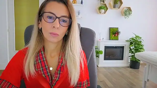 SukyGirl online show from October 2025 06:08:02 AM