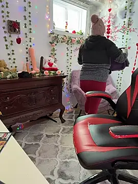 Sweetleeahxx online show from March 2026 05:30:01 PM