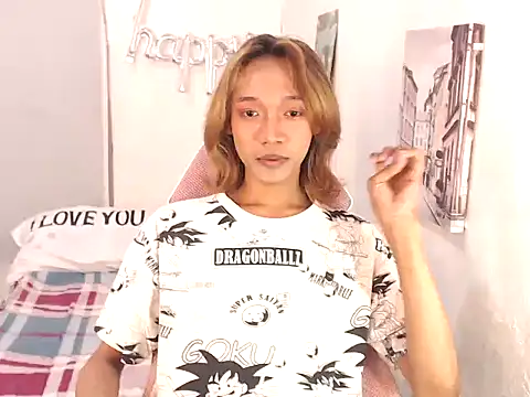 Snapshot of imtwinky chatting on March 2026 12:01:01 PM imtwinky online show from March 2026 12:01:01 PM