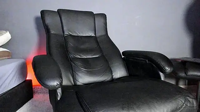 Brock hurn1 online show from November 2025 03:27:02 AM