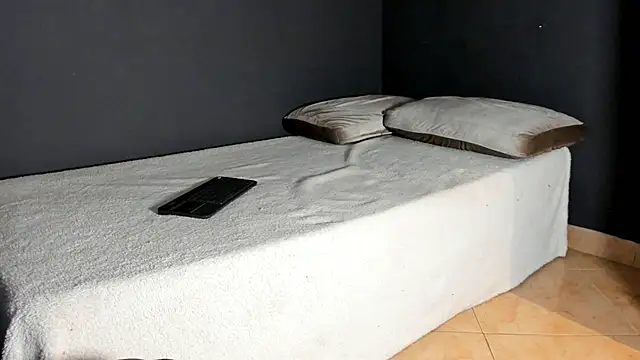 Brock hurn1 online show from December 2025 12:06:01 AM