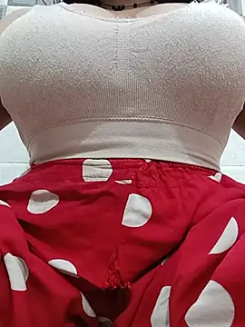 Snapshot of cute-mahek chatting on July 2026 07:16:02 PM cute-mahek online show from July 2026 07:16:02 PM