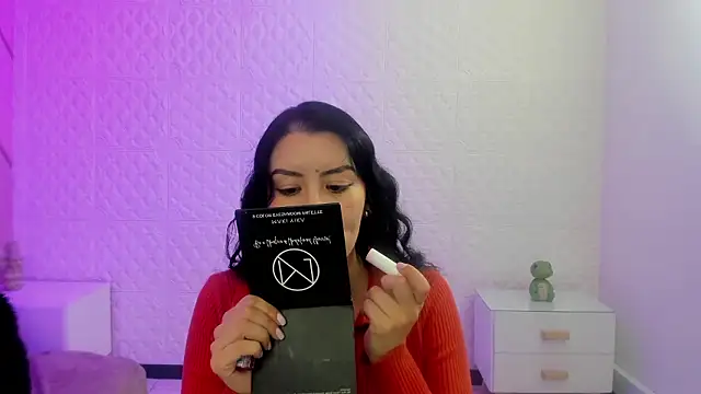 Violetaa diazz online show from March 2026 09:10:01 PM