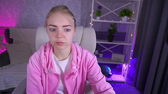 EmilySunshineS online show from March 2026 06:43:02 AM