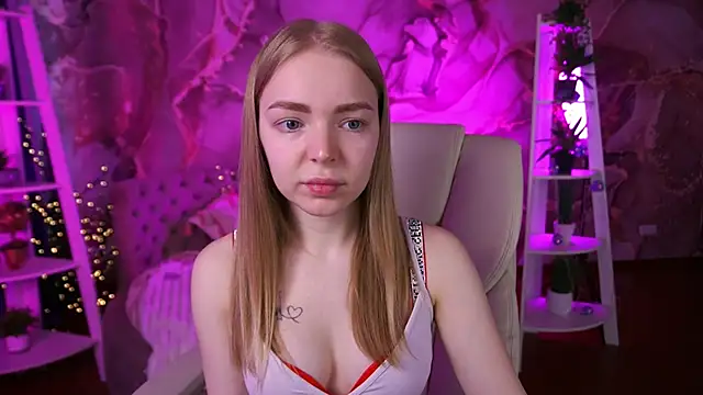 EmilySunshineS online show from March 2026 07:14:01 AM