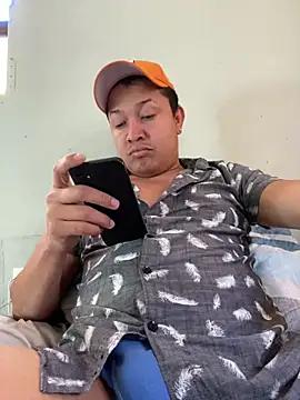 Snapshot of Jose_17val chatting on January 2025 08:28:02 PM Jose 17val online show from January 2025 08:28:02 PM