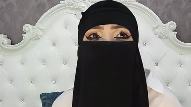Snapshot of Hajar_Kar chatting on June 2026 05:23:02 AM Hajar Kar online show from June 2026 05:23:02 AM