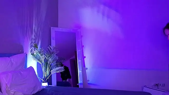 L1ittle kitty  online show from April 2026 05:47:01 AM