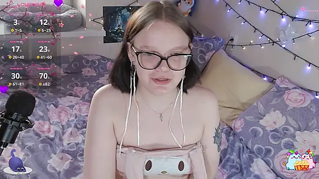 Snapshot of DivaMarisa chatting on February 2025 10:26:01 AM DivaMarisa online show from February 2025 10:26:01 AM