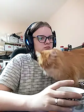 Snapshot of DivaMarisa chatting on March 2025 09:10:02 PM DivaMarisa online show from March 2025 09:10:02 PM