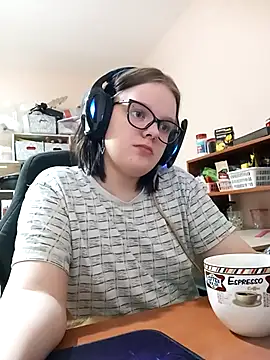 Snapshot of DivaMarisa chatting on March 2025 12:15:02 AM DivaMarisa online show from March 2025 12:15:02 AM