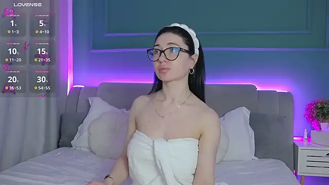 AllisonSky online show from March 2026 10:49:02 AM