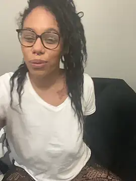Princess Desirae online show from June 2026 10:52:01 AM