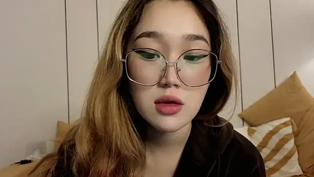 Jennatyan online show from March 2026 05:02:02 AM