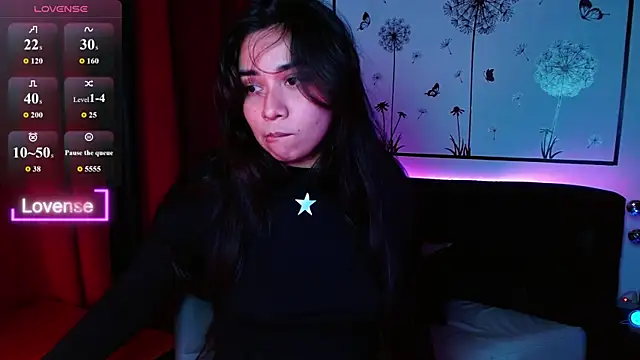 Snapshot of Lune_Claire chatting on January 2026 12:15:02 AM Lune Claire online show from January 2026 12:15:02 AM