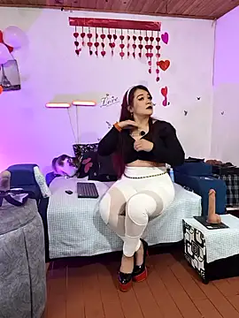 keila j online show from March 2026 10:52:02 AM