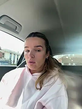 maisiesmithx online show from May 2026 11:50:01 AM
