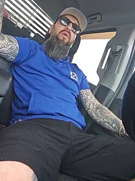 Beardedtattood online show from July 2026 12:02:02 PM